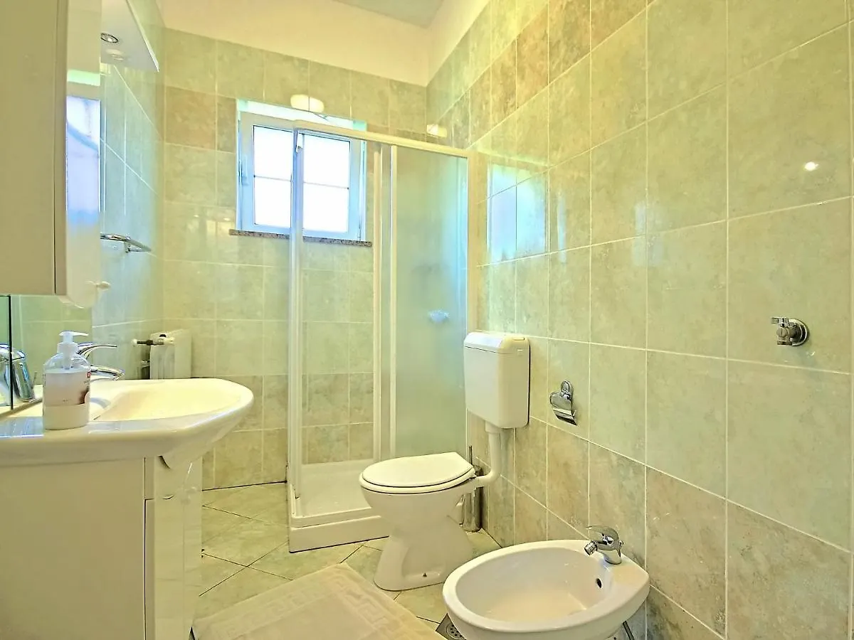 Apartment Nino-5 Porec